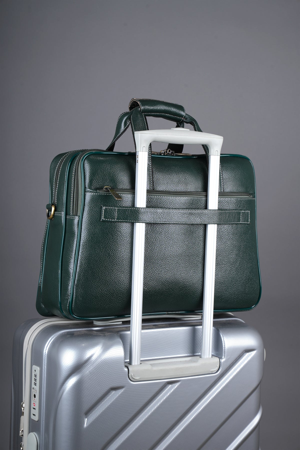 Men's Solid Full Grain Cowhide Leather Large 16 Inch Laptop Briefcase Messenger Bag