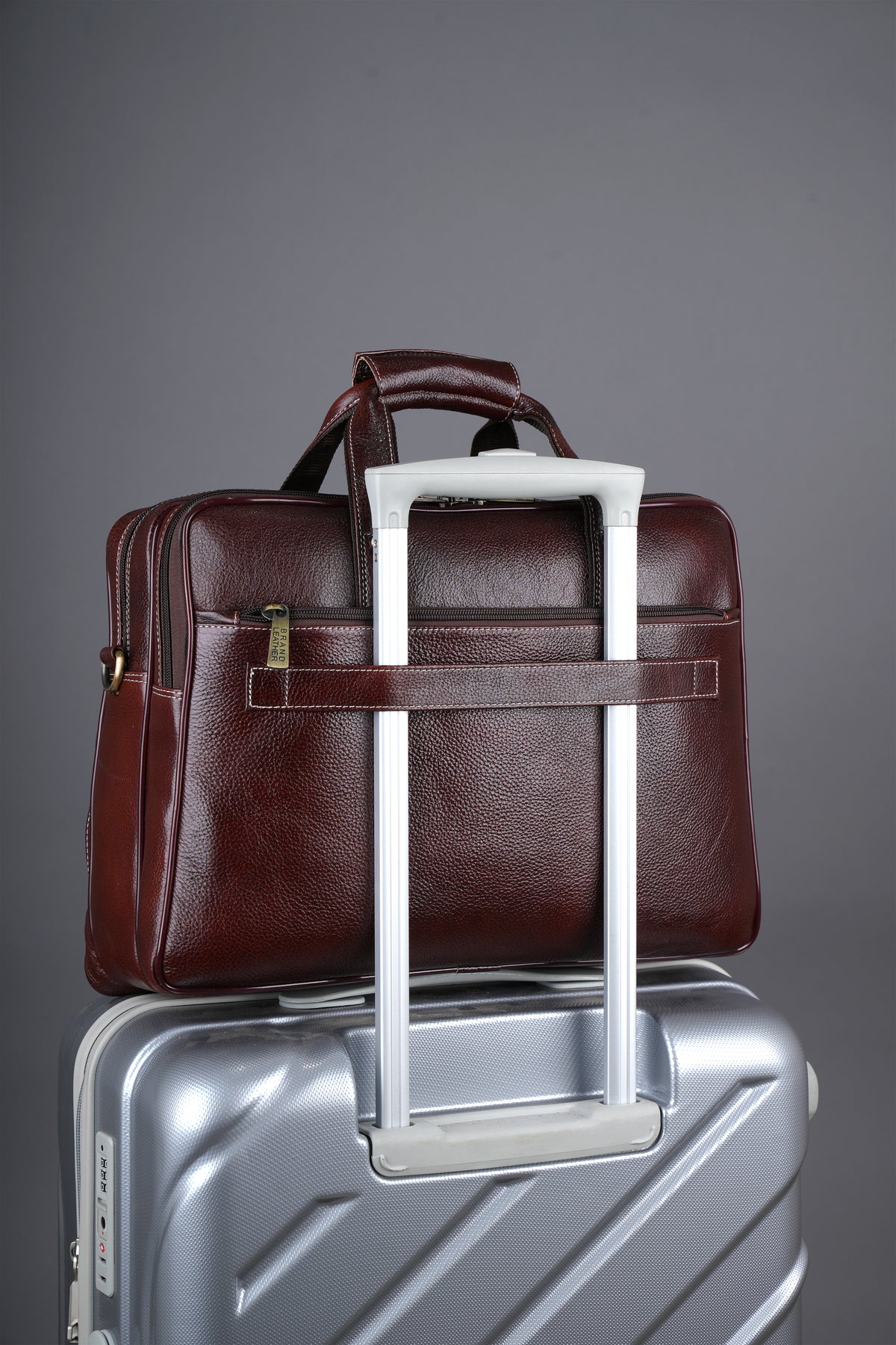 Men's Solid Full Grain Cowhide Leather Large 16 Inch Laptop Briefcase Messenger Bag