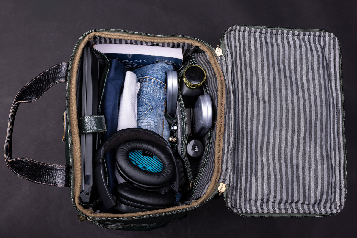 BRAND LEATHER Full Grain Buffalo - Hide Leather Backpack Large Capacity 15/15.6/16/17 Inch Laptop Bag Multi Pockets Travel Daypack