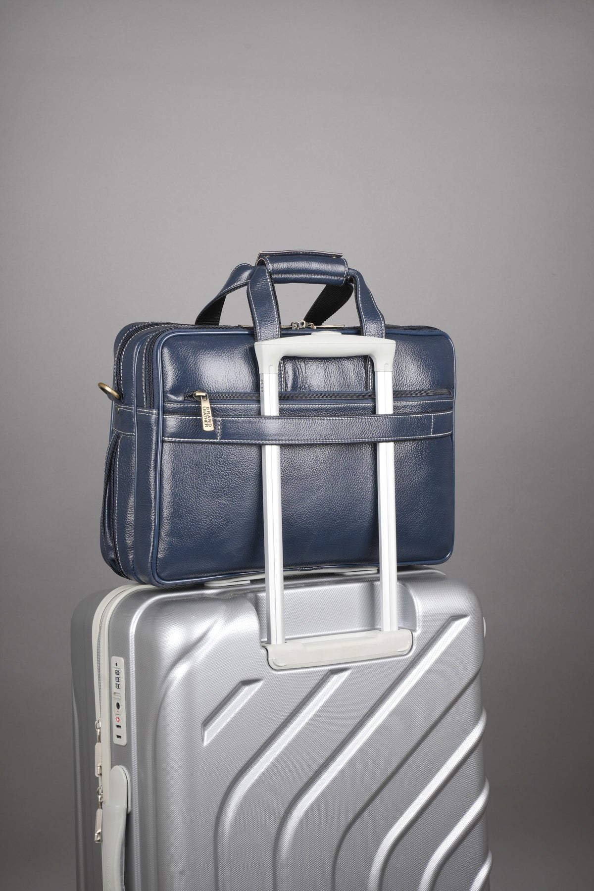 Genuine Leather 15.6 Inch Expandable Laptop Messenger Bag