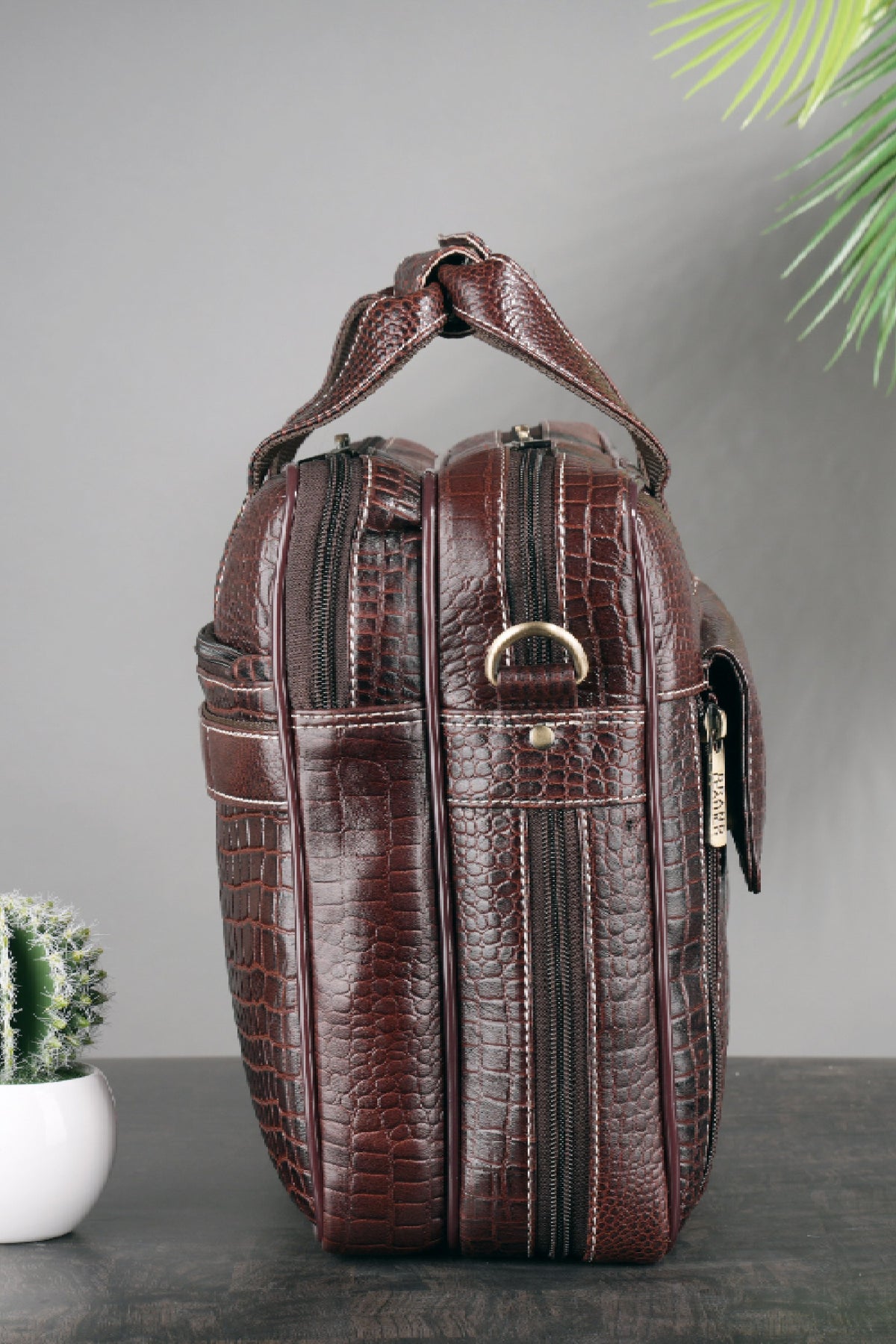 Genuine Leather 15.6 Inch Expandable Laptop Messenger Bag
